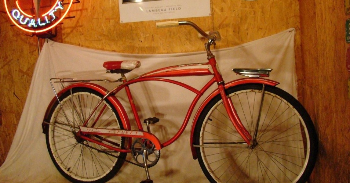 Bikes of Yesterday: 1963 Schwinn Fleet Cruiser Bike | Velonut Bikes of Yesterday: 1963 Schwinn Fleet Cruiser Bike | Velonut
