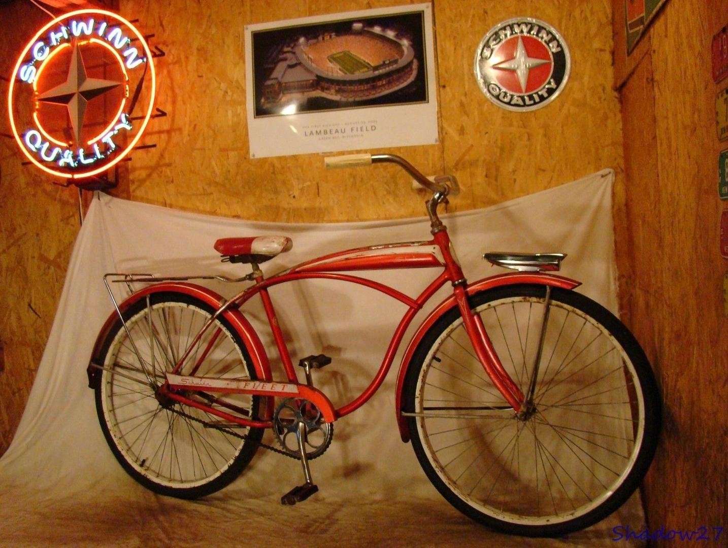 Bikes of Yesterday: 1963 Schwinn Fleet Cruiser Bike | Velonut Bikes of Yesterday: 1963 Schwinn Fleet Cruiser Bike | Velonut