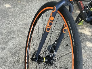 Mavic Aksium / Continental Grand Prix 5000 Wheelset (front)